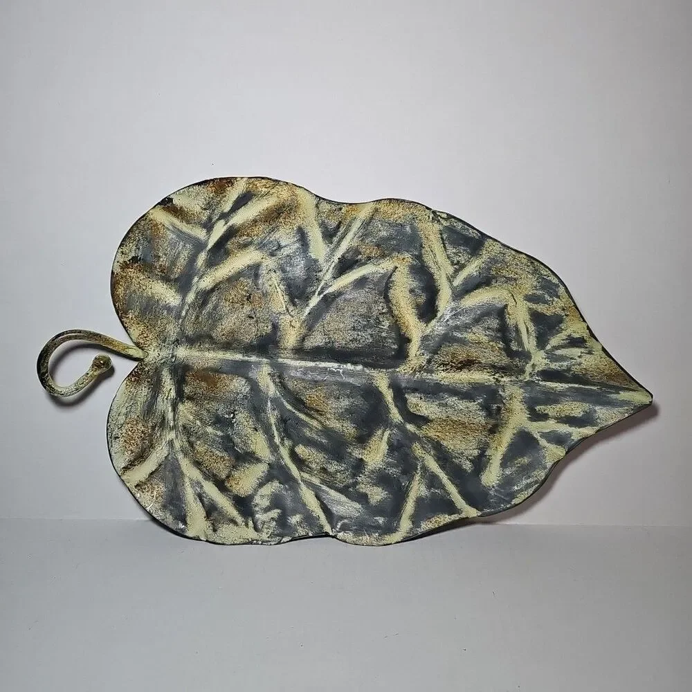 Large 19 Inch Green Metal Leaf Centerpiece Tray Nature Outdoor Tree
